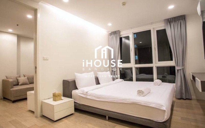 15 Sukhumvit Residences