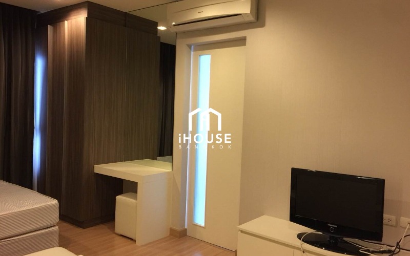 Urbano Absolute Sathon - Taksin