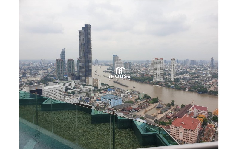 Rhythm Sathorn