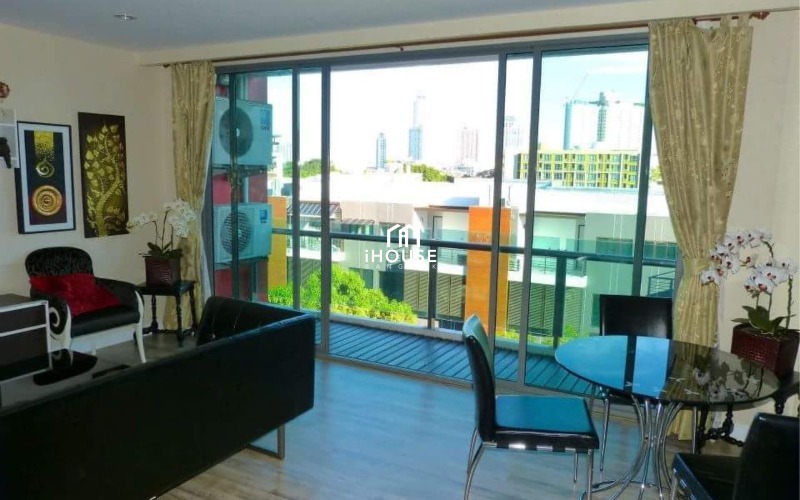 Click Condo Sukhumvit 65