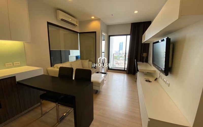 Urbano Absolute Sathon - Taksin