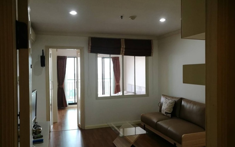 Lumpini Place Narathiwas - Chaopraya